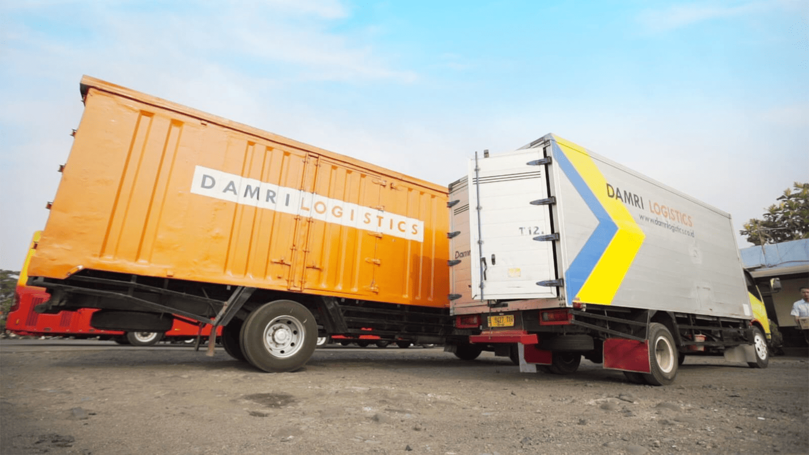 Angkutan Logistik
